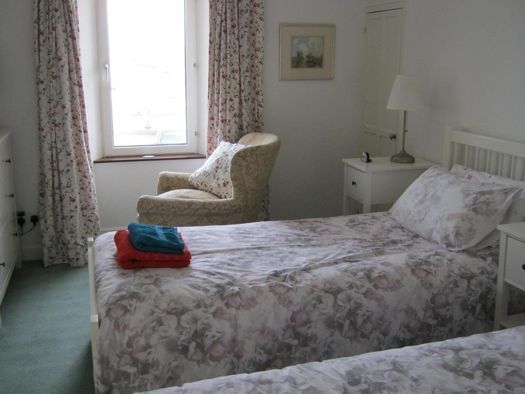 פיירוול No 1 Broughton Bed & Breakfast חדר תמונה